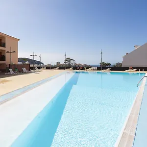 https://home2book-los-cristianos-pool-beach.tenerifehoteles.net