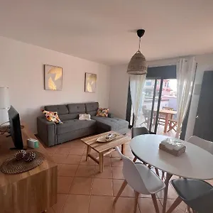 Mare Villa Lajares