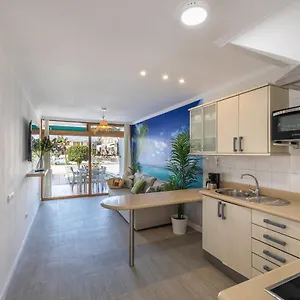 The Sea Breeze Pool Free Parking Next To Sea Apartamento San Bartolomé